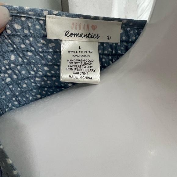 Urban Romantics Blue floral Tshirt - Picture 6 of 6